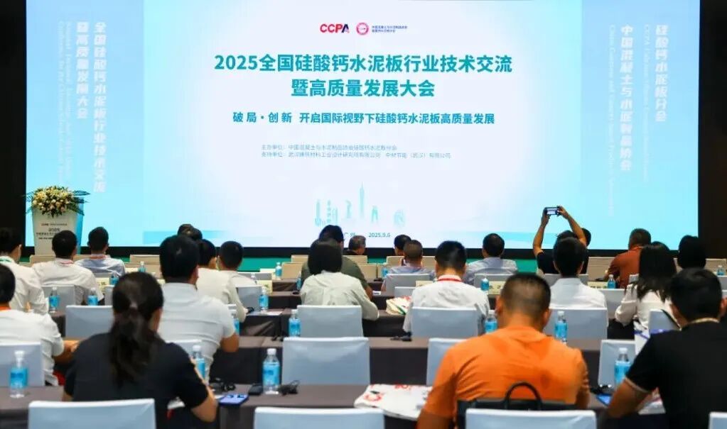 0e4a0c93e9462e3bb572bbdef66b2bbc.jpg 0e4a0c93e9462e3bb572bbdef66b2bbc.jpg